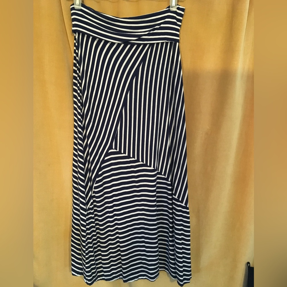 Double Take Maxi Skirt, navy/white stripes, gently worn. Size M.